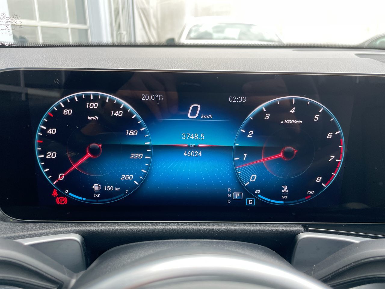 2022  GLB250