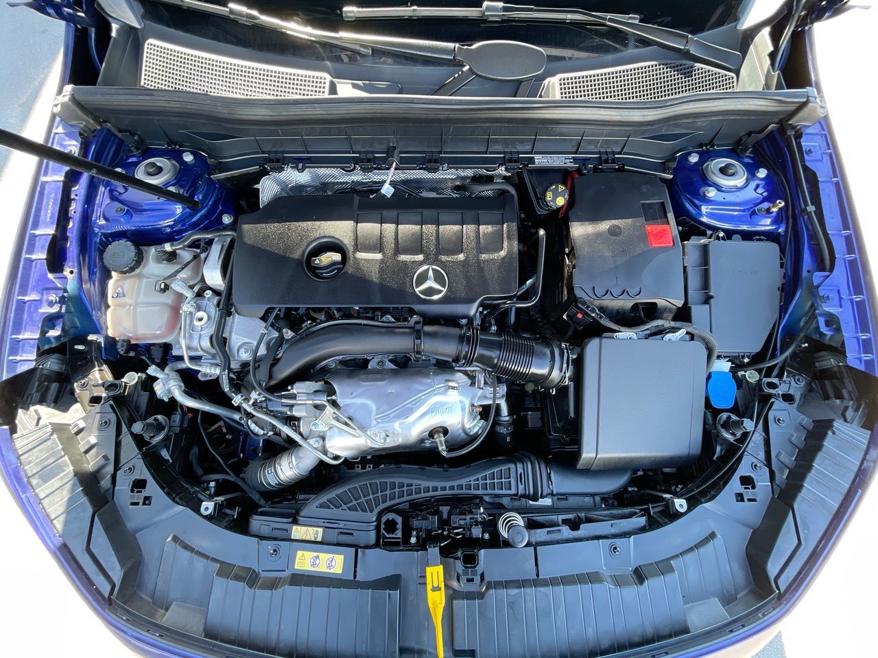 2023 Mercedes-Benz GLB250