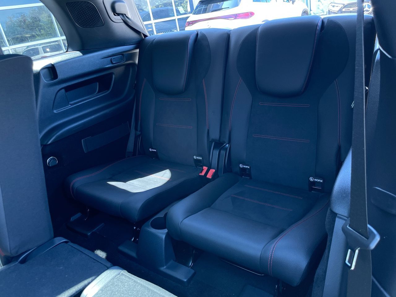 2023 Mercedes-Benz GLB250