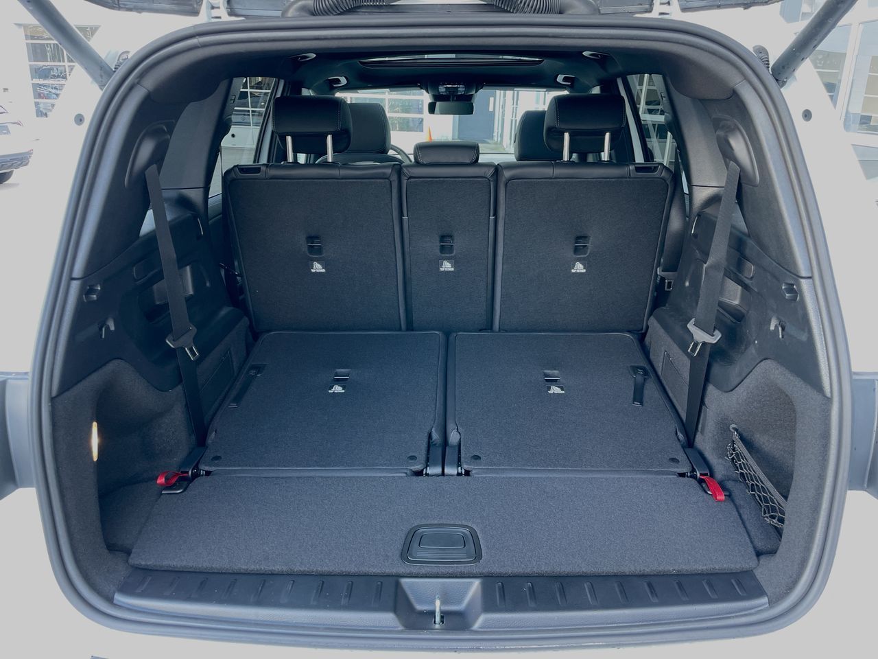2025 Mercedes-Benz GLB250 in Richmond, British Columbia