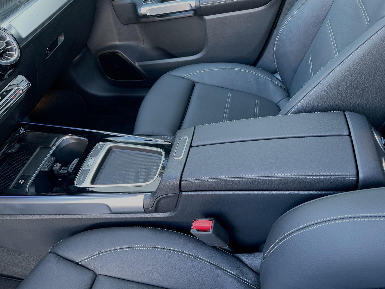 2025 Mercedes-Benz GLB250 in Richmond, British Columbia