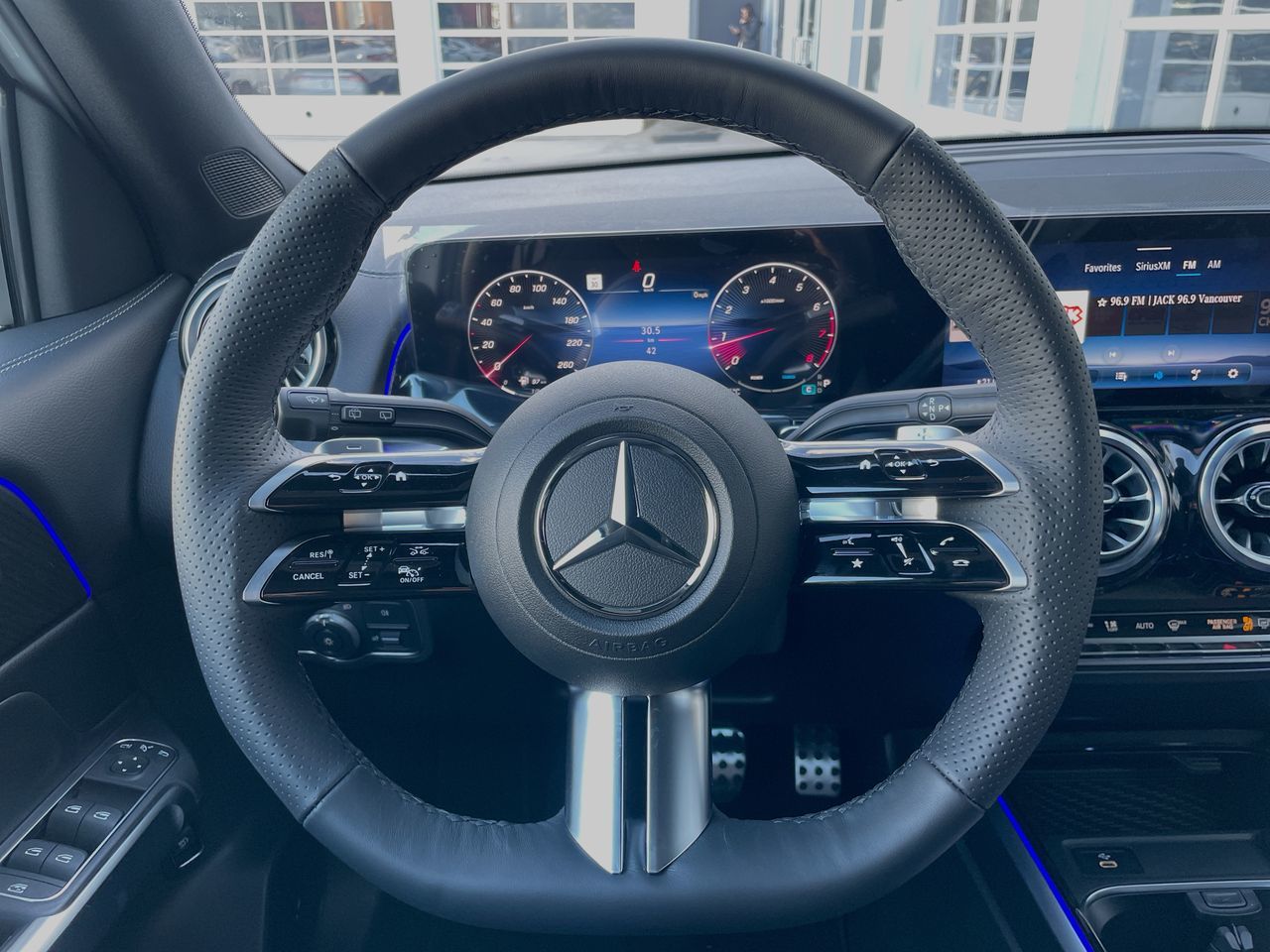 2025 Mercedes-Benz GLB250 in Richmond, British Columbia