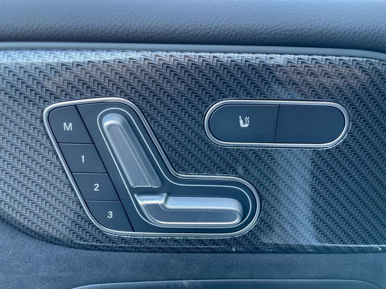 2025 Mercedes-Benz GLB250 in Richmond, British Columbia