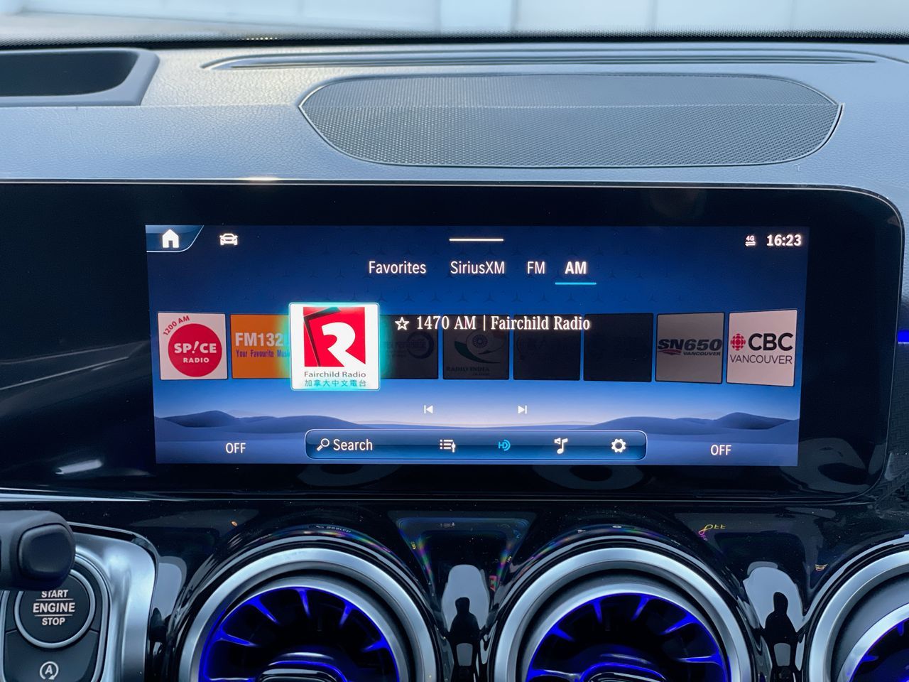2025 Mercedes-Benz GLB250 in Richmond, British Columbia