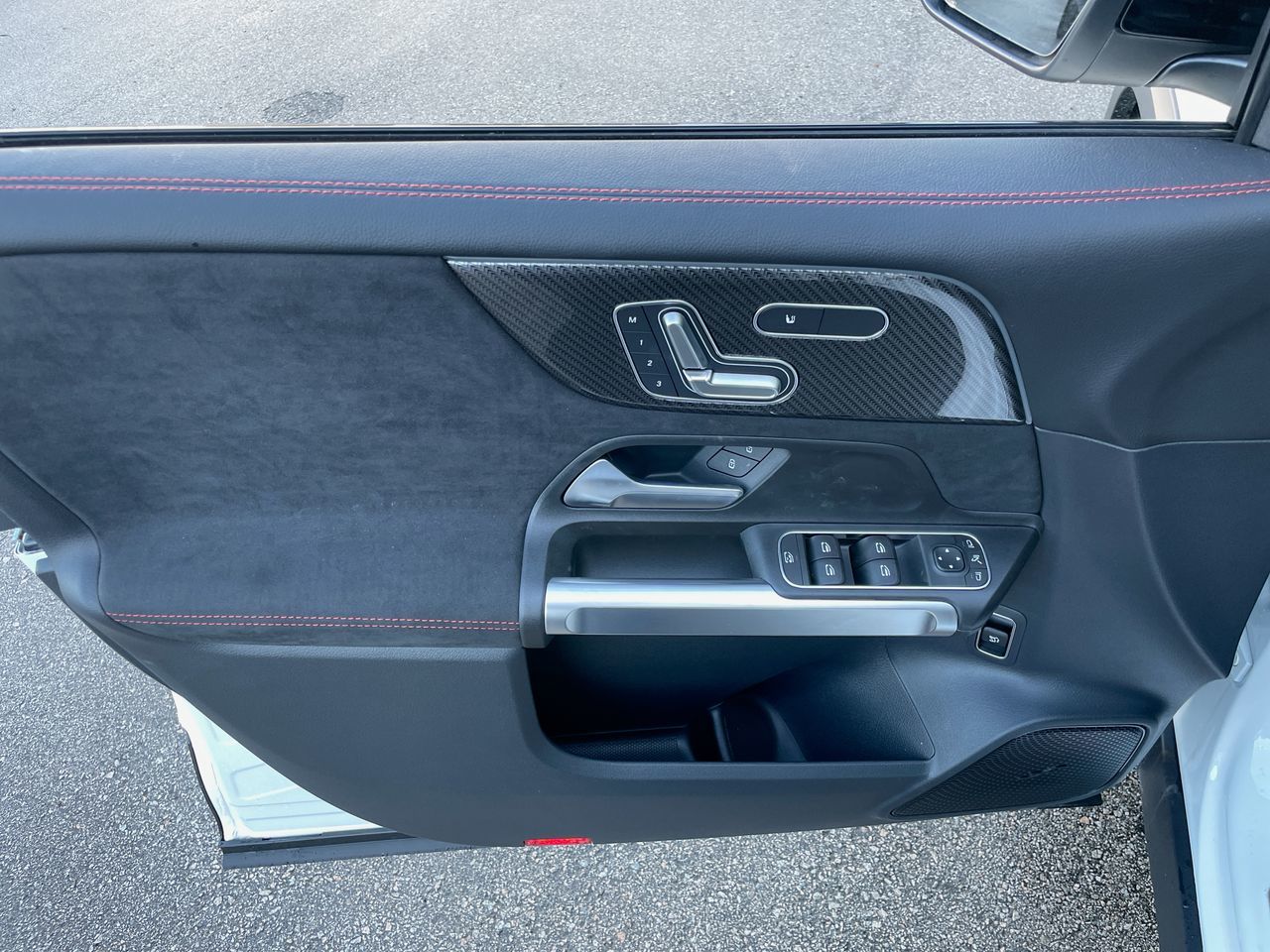 2025 Mercedes-Benz GLB in Richmond, British Columbia