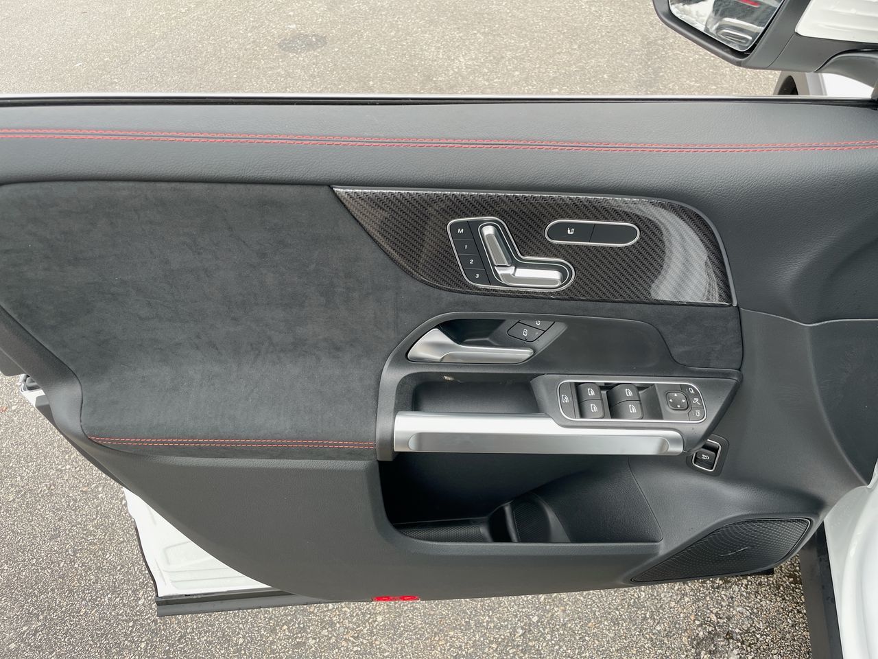 2025 Mercedes-Benz GLB in Richmond, British Columbia