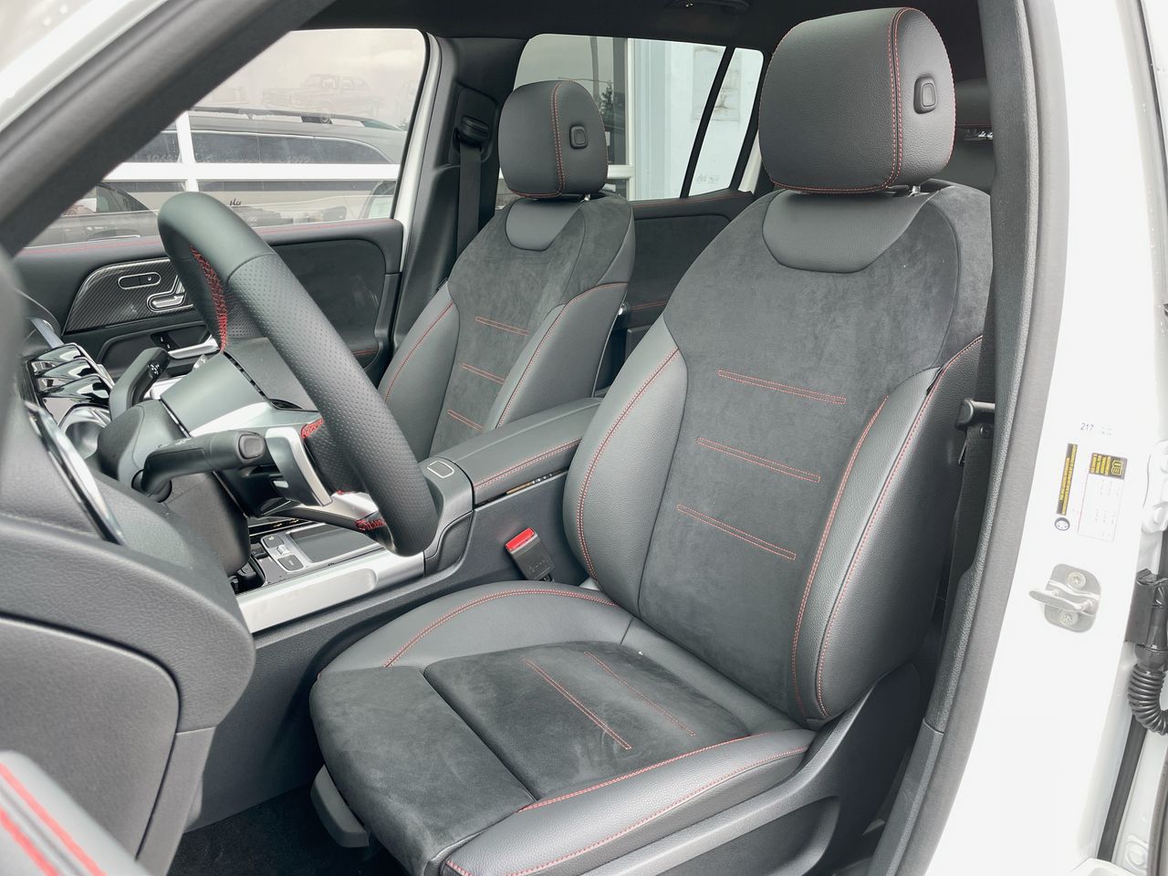 2025 Mercedes-Benz GLB in Richmond, British Columbia