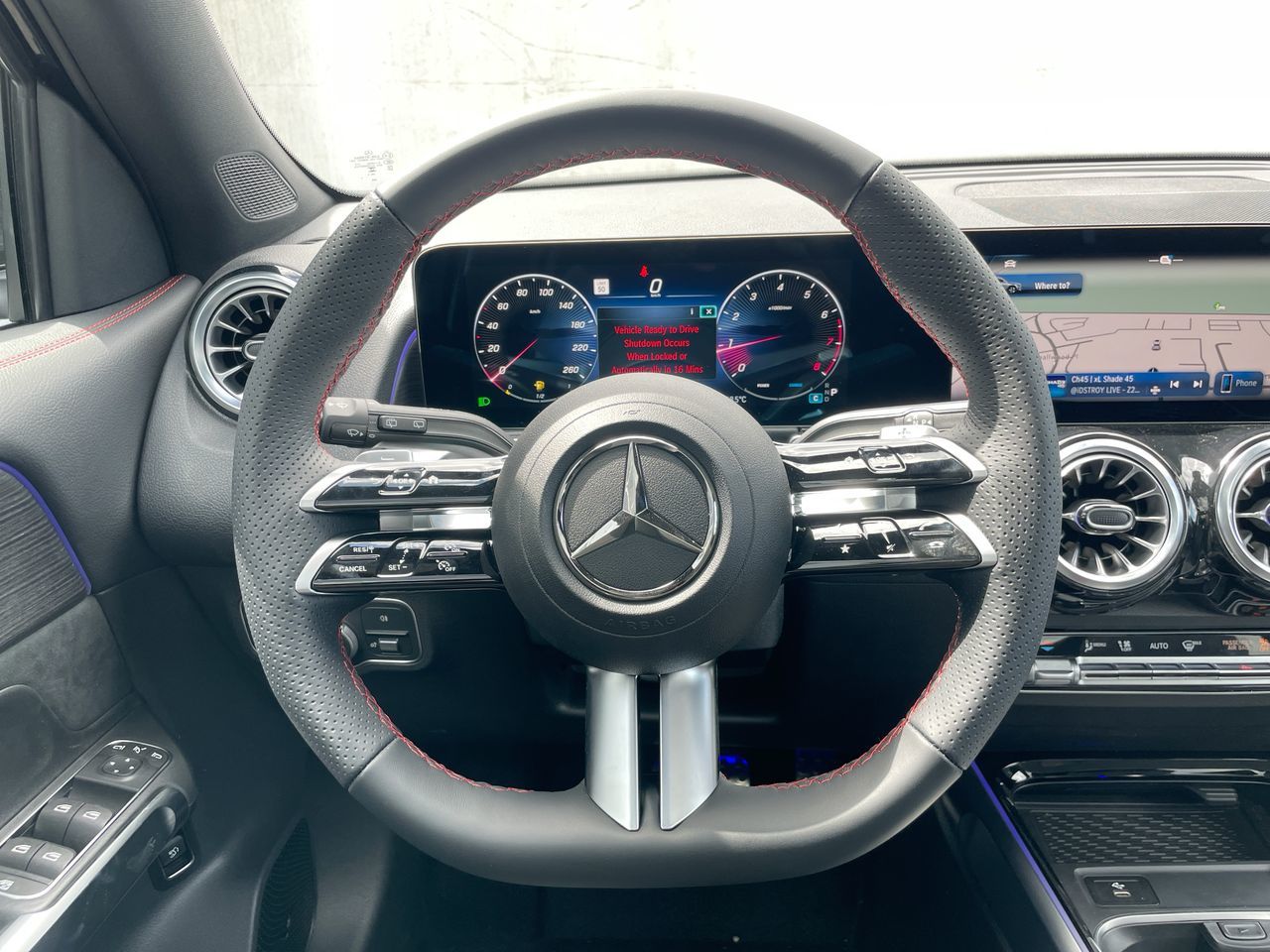 2025 Mercedes-Benz GLB