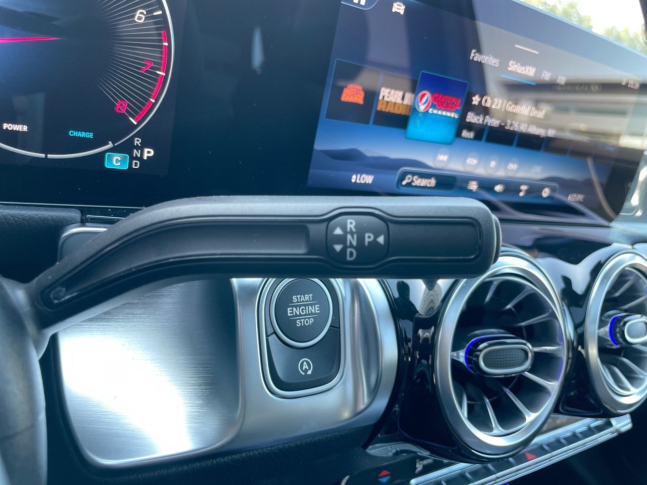 2025 Mercedes-Benz GLB