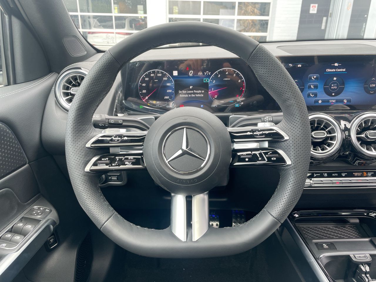 2025 Mercedes-Benz GLB