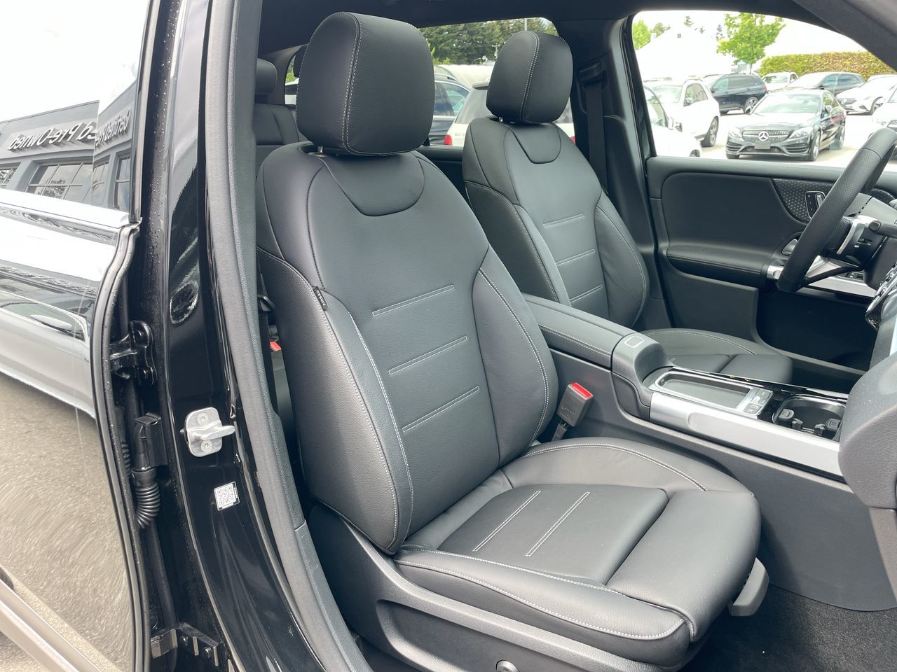 2025 Mercedes-Benz GLB