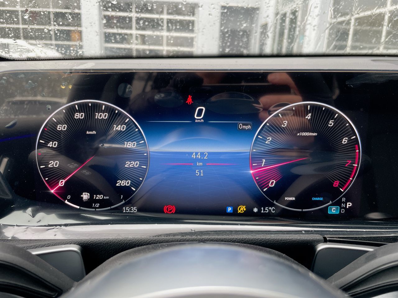 2025 Mercedes-Benz GLB