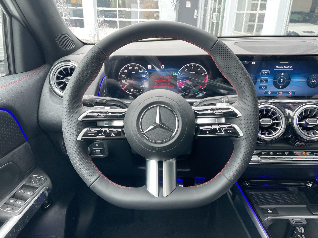 2025 Mercedes-Benz GLB