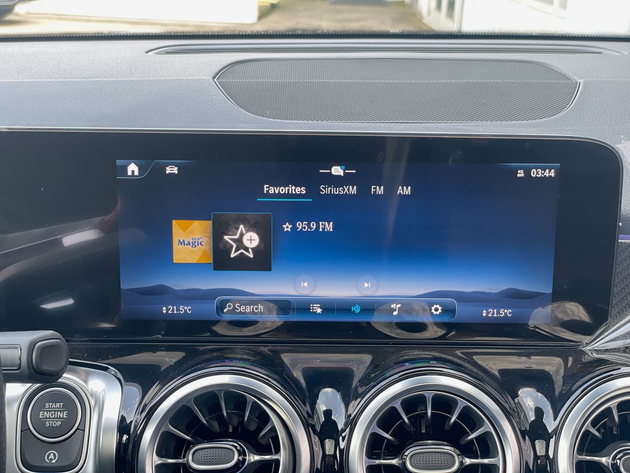 2025 Mercedes-Benz GLB