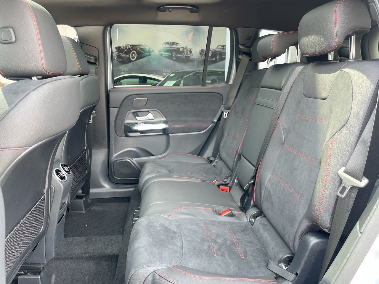 2025 Mercedes-Benz GLB