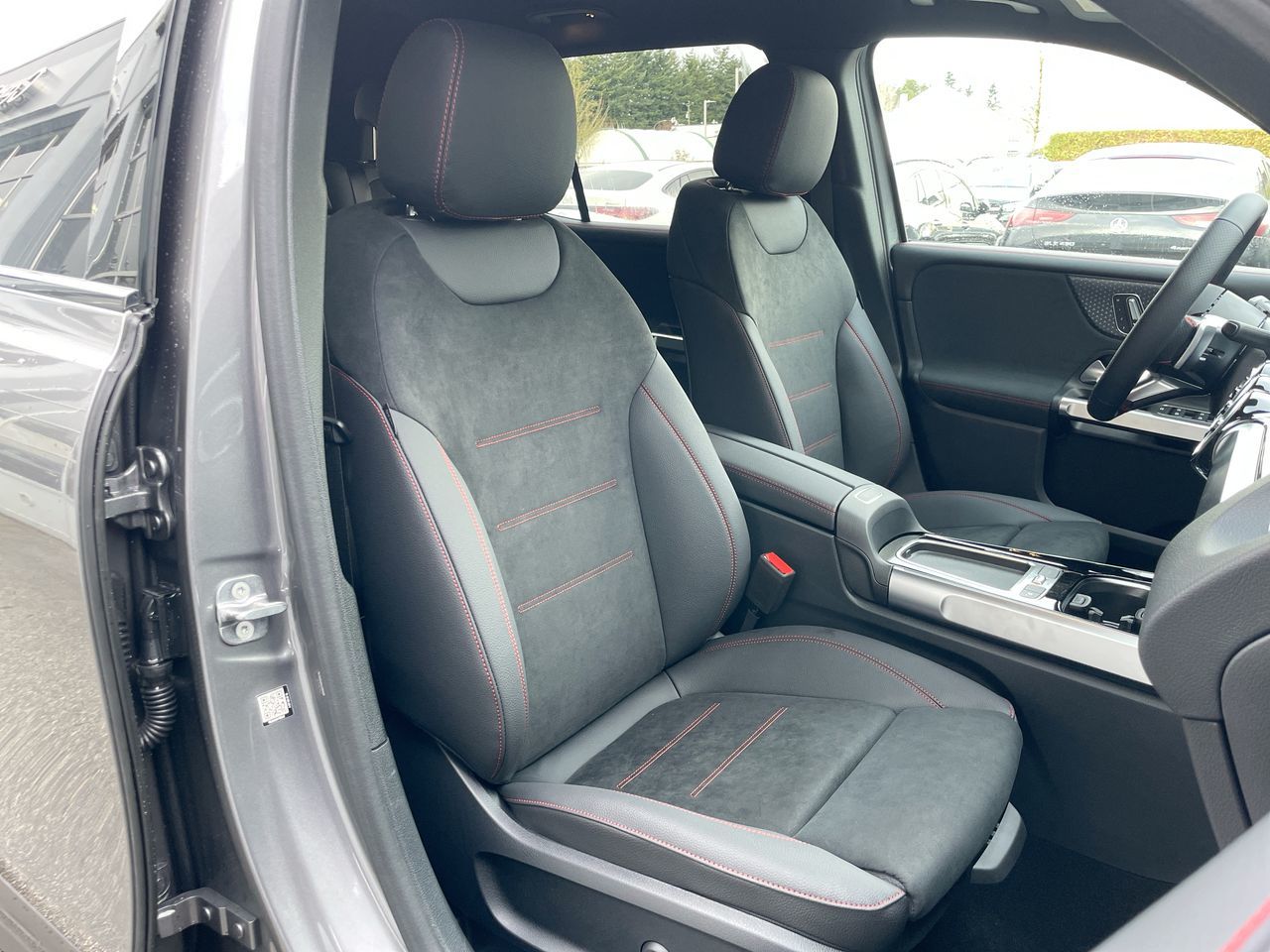 2026 Mercedes-Benz GLB