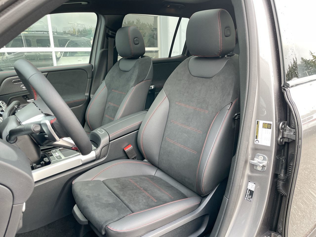 2026 Mercedes-Benz GLB