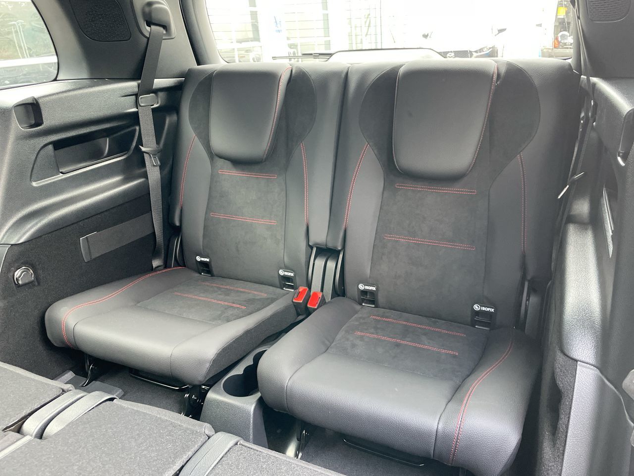 2026 Mercedes-Benz GLB