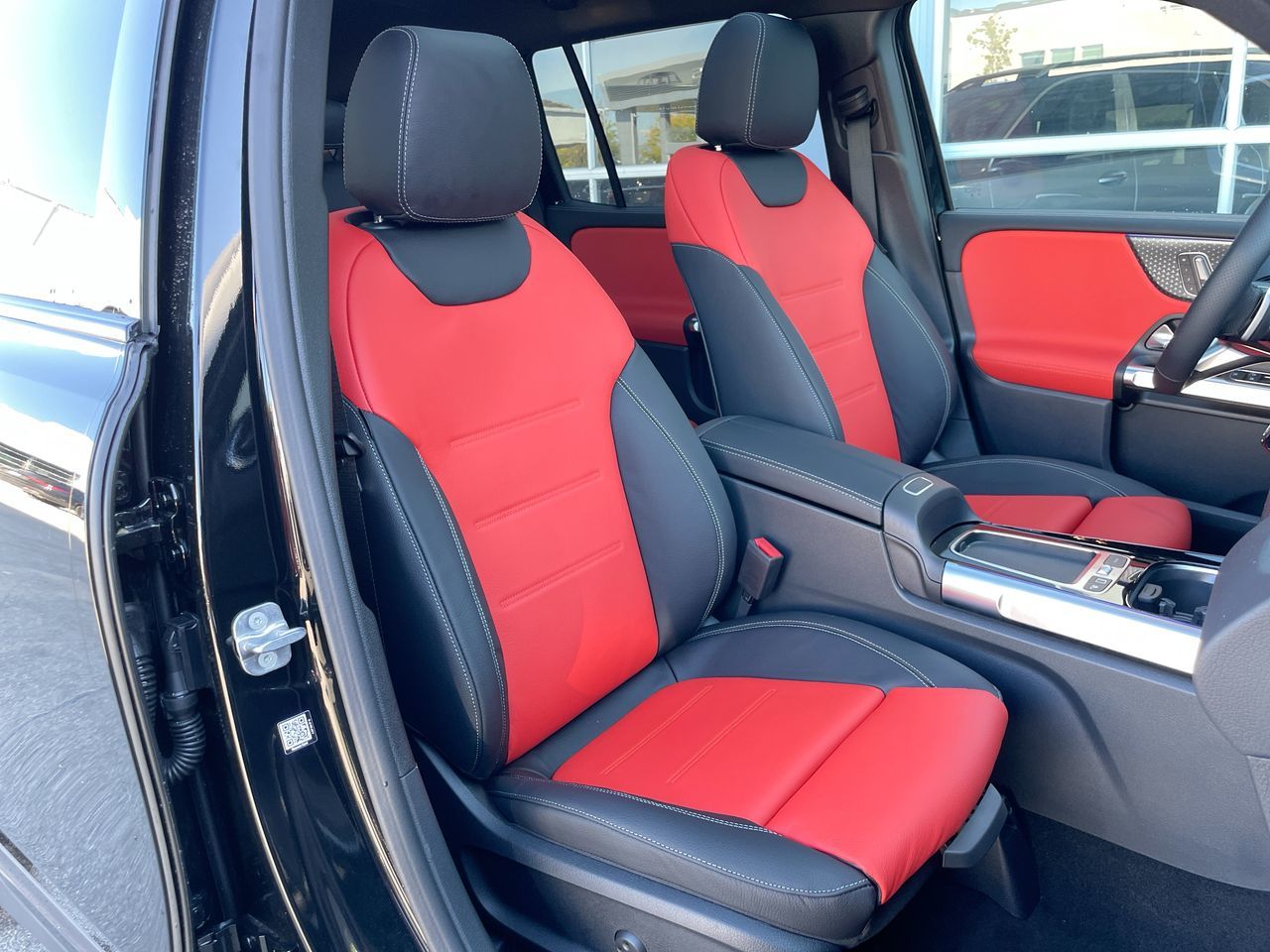 2026 Mercedes-Benz GLB