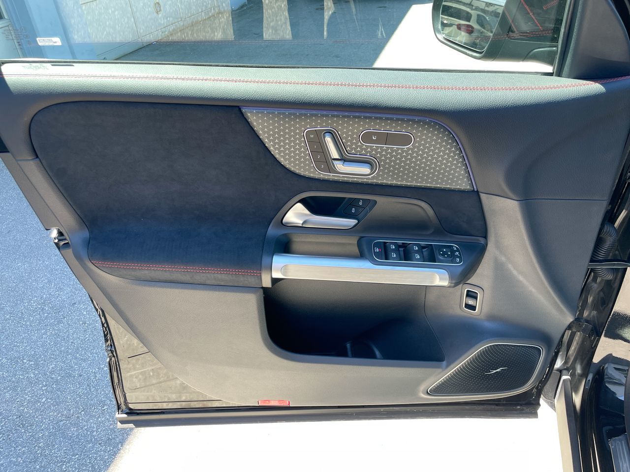 2026 Mercedes-Benz GLB