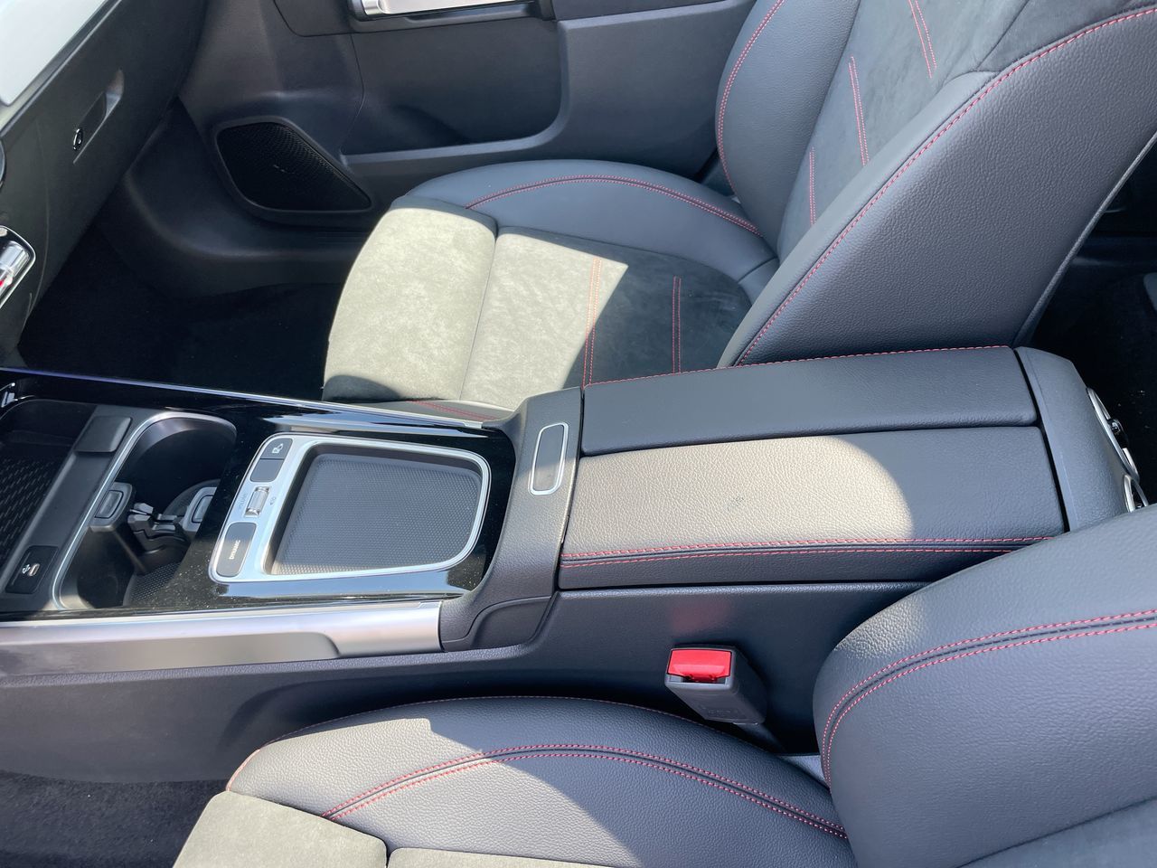 2026 Mercedes-Benz GLB in Richmond, British Columbia