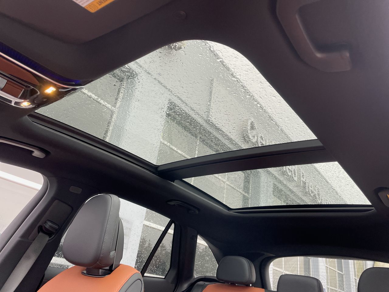 2025 Mercedes-Benz GLC Plug-in Hybrid in Richmond, British Columbia