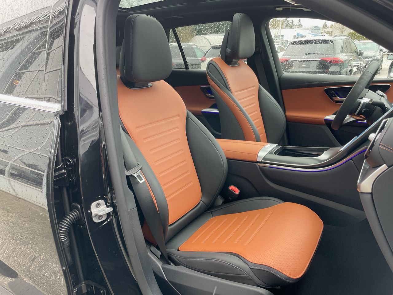 2025 Mercedes-Benz GLC Plug-in Hybrid in Richmond, British Columbia