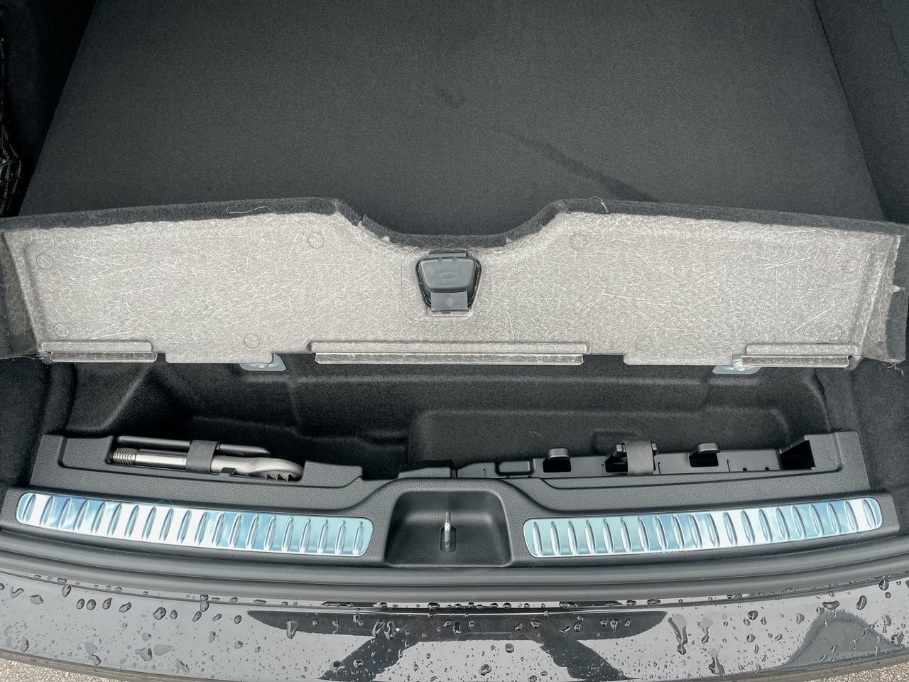 2025 Mercedes-Benz GLC Plug-in Hybrid in Richmond, British Columbia