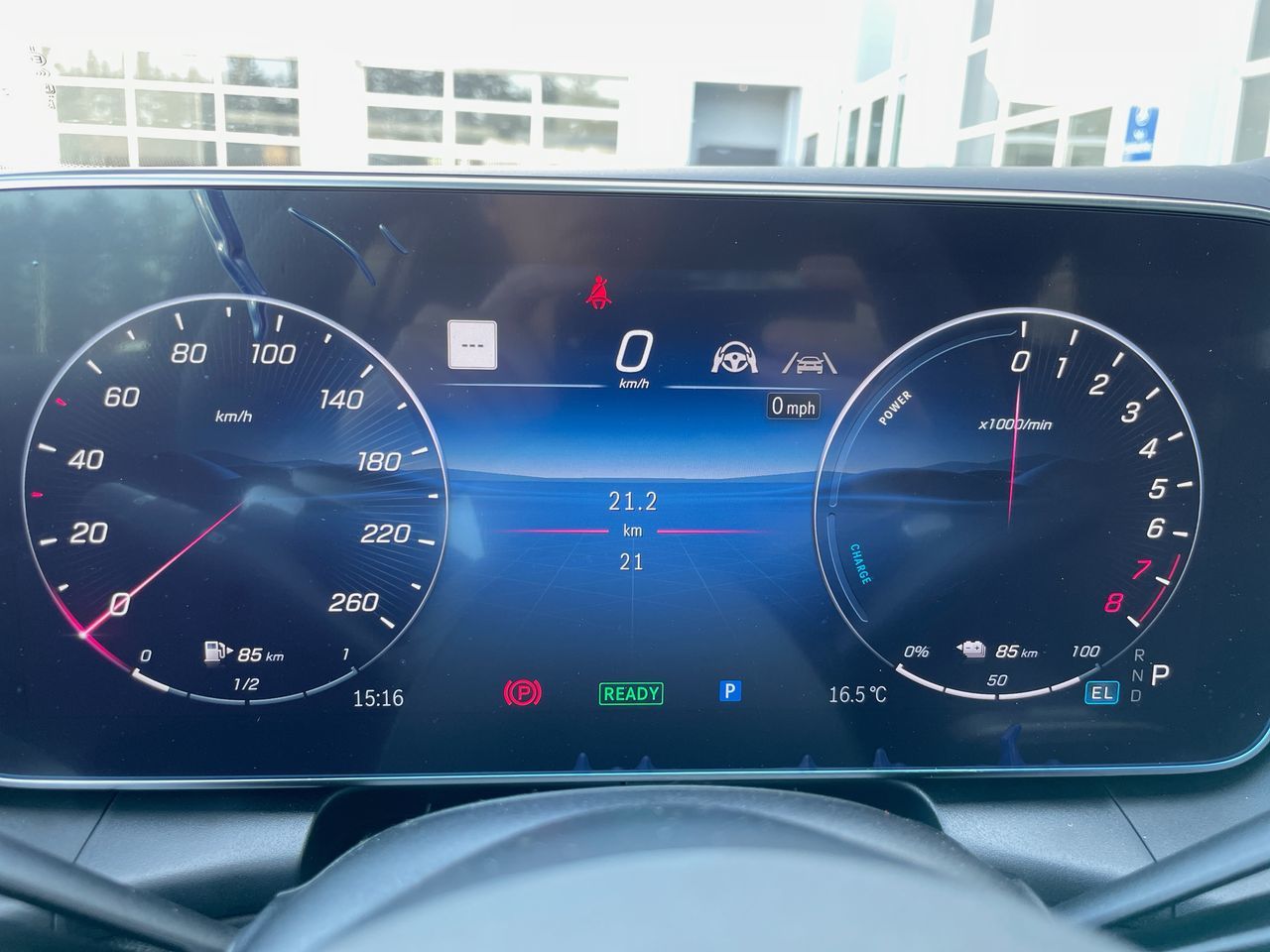 2025 Mercedes-Benz GLC Plug-in Hybrid in Richmond, British Columbia