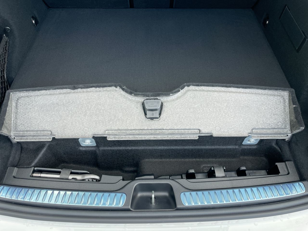 2025 Mercedes-Benz GLC Plug-in Hybrid in Richmond, British Columbia