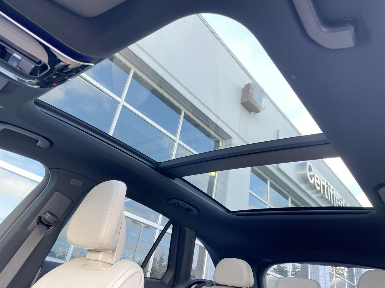 2026 Mercedes-Benz GLC Plug-in Hybrid