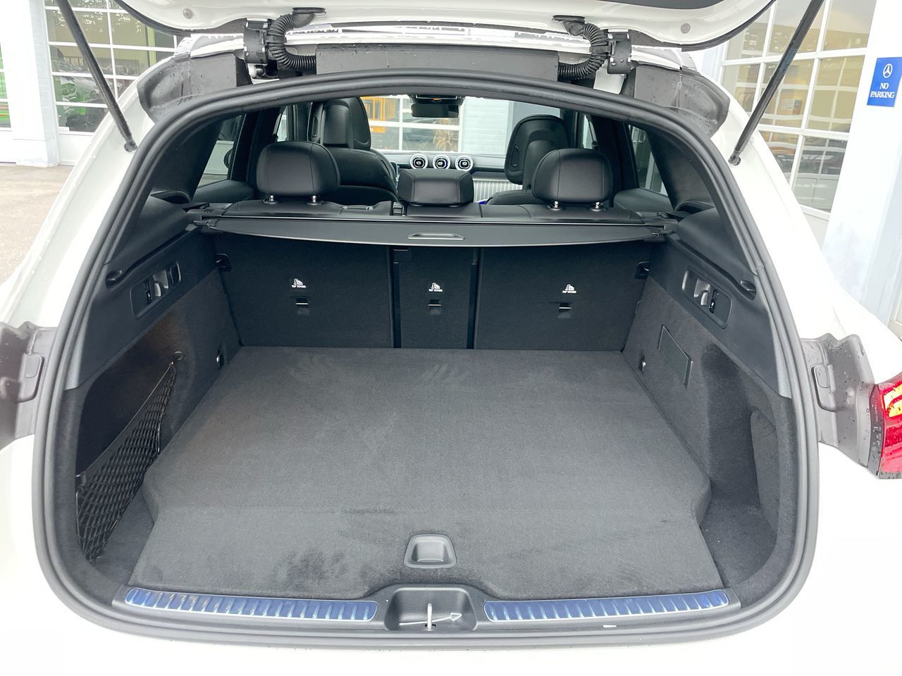 2026 Mercedes-Benz GLC Plug-in Hybrid in Richmond, British Columbia