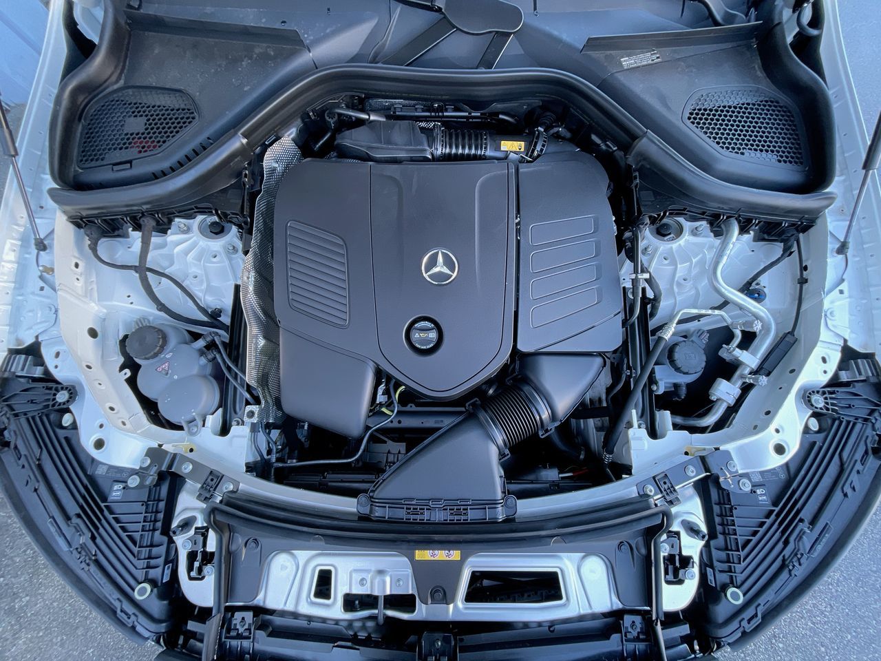 2025 Mercedes-Benz GLC in Richmond, British Columbia