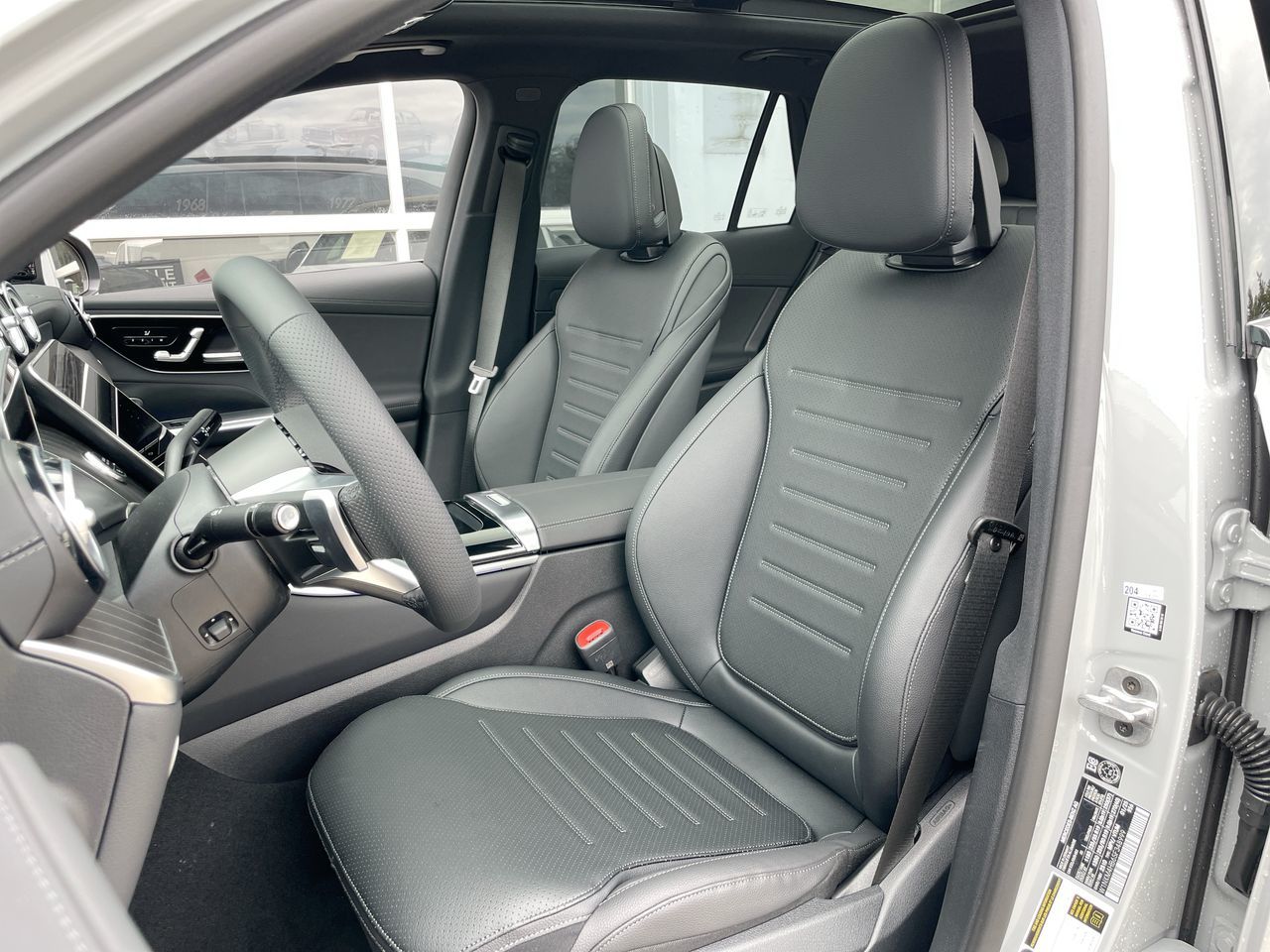 2025 Mercedes-Benz GLC in Richmond, British Columbia