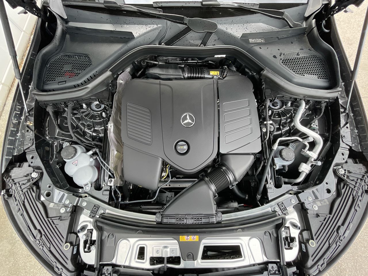 2025 Mercedes-Benz GLC in Richmond, British Columbia