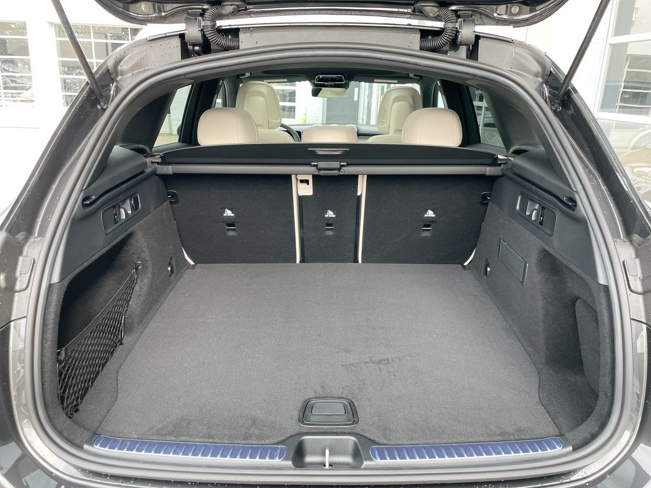 2025 Mercedes-Benz GLC in Richmond, British Columbia
