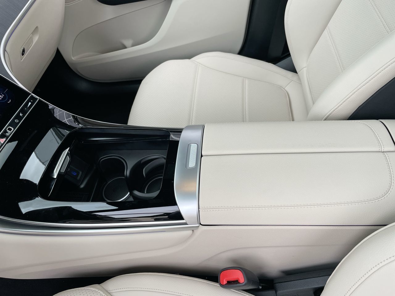 2025 Mercedes-Benz GLC in Richmond, British Columbia
