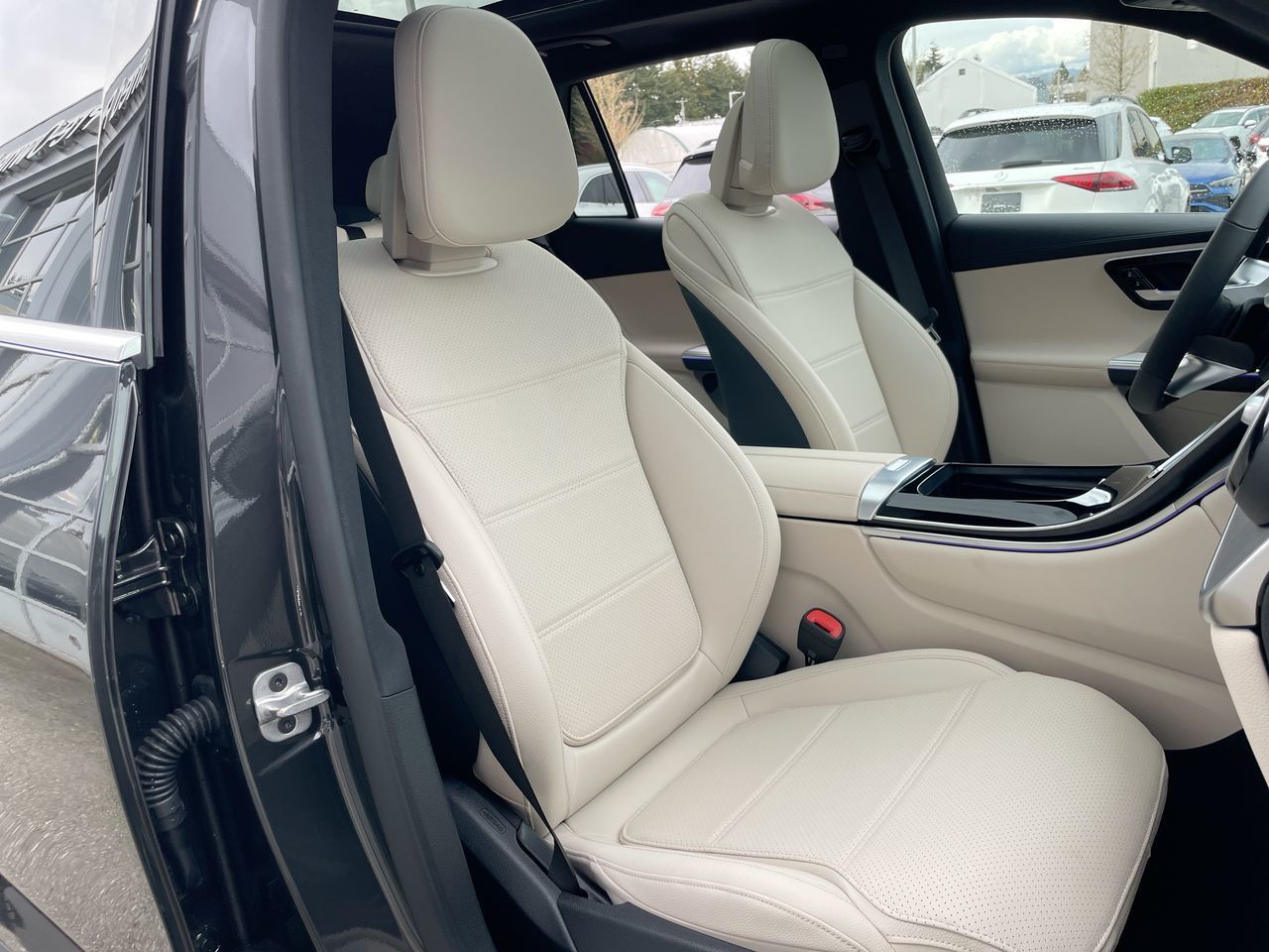 2025 Mercedes-Benz GLC in Richmond, British Columbia