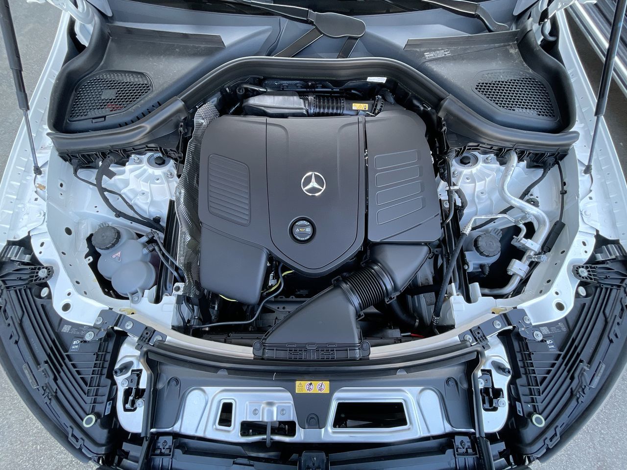 2025 Mercedes-Benz GLC in Richmond, British Columbia