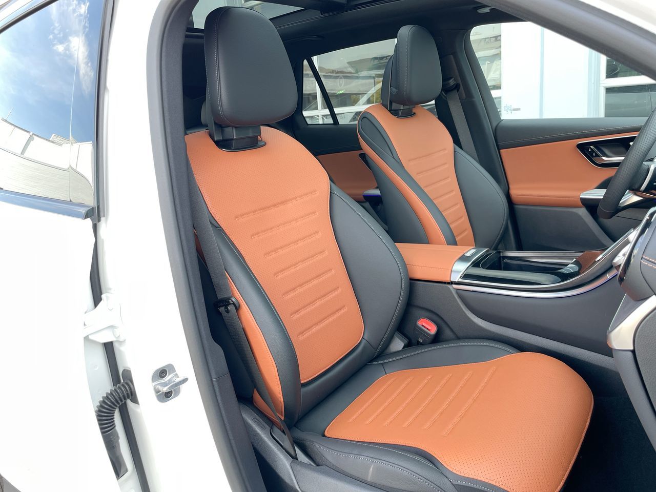 2026 Mercedes-Benz GLC