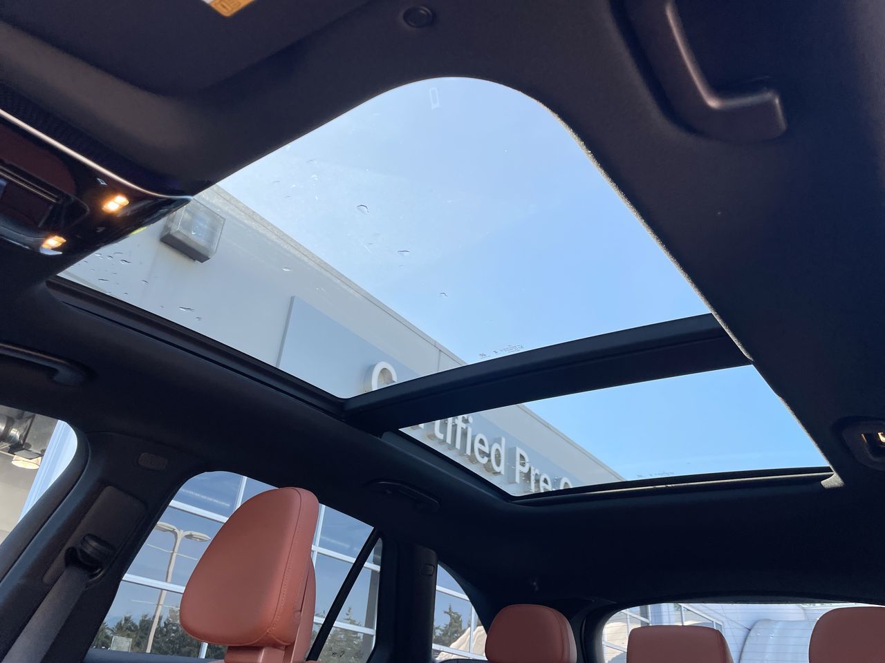 2026 Mercedes-Benz GLC