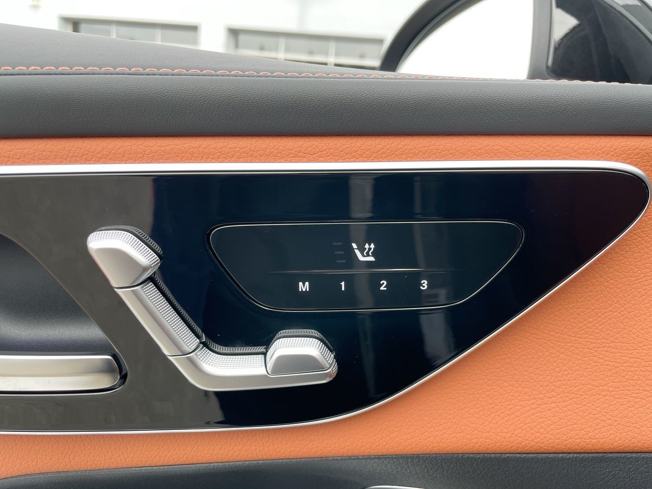 2026 Mercedes-Benz GLC