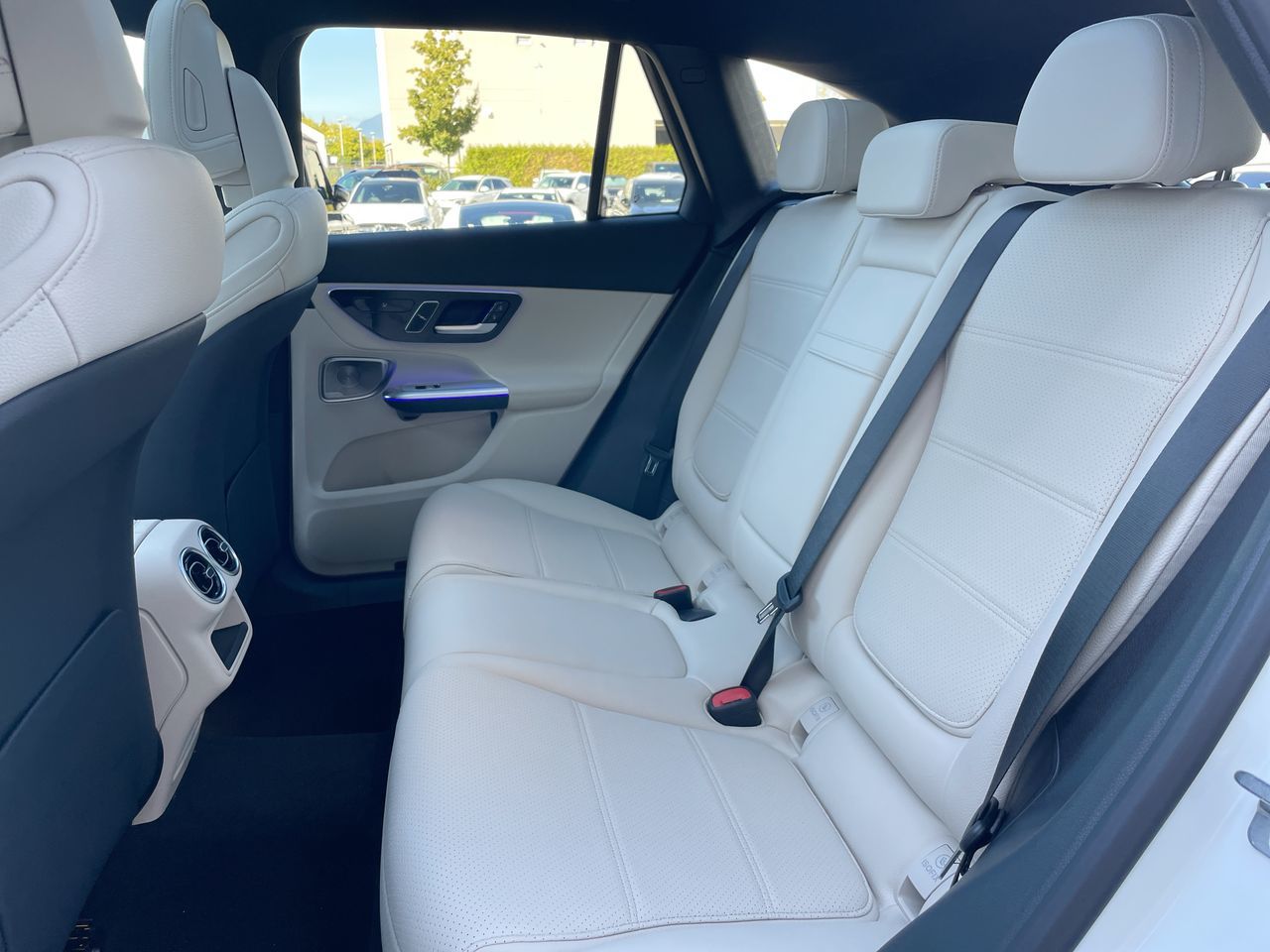 2026 Mercedes-Benz GLC