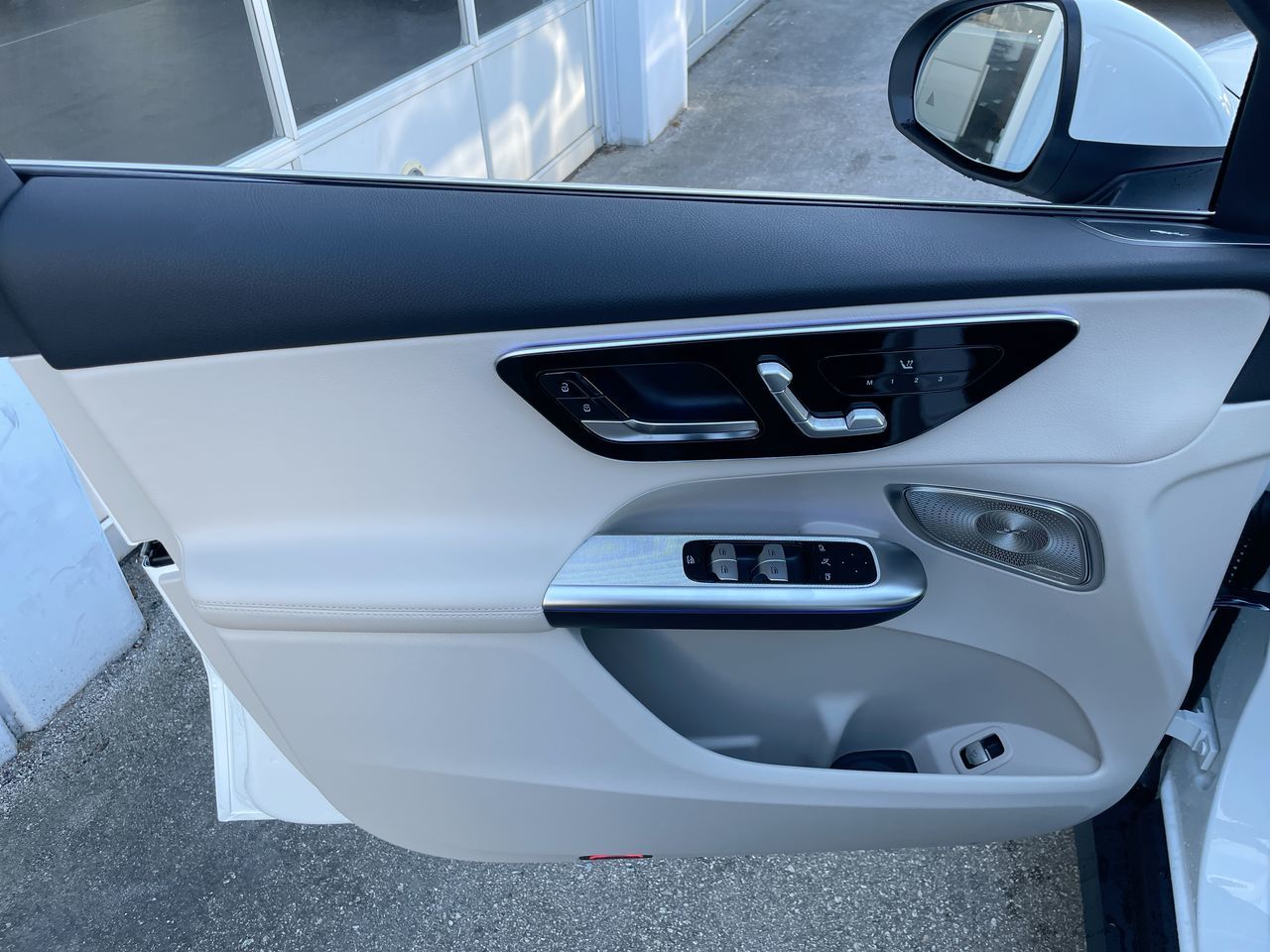 2026 Mercedes-Benz GLC