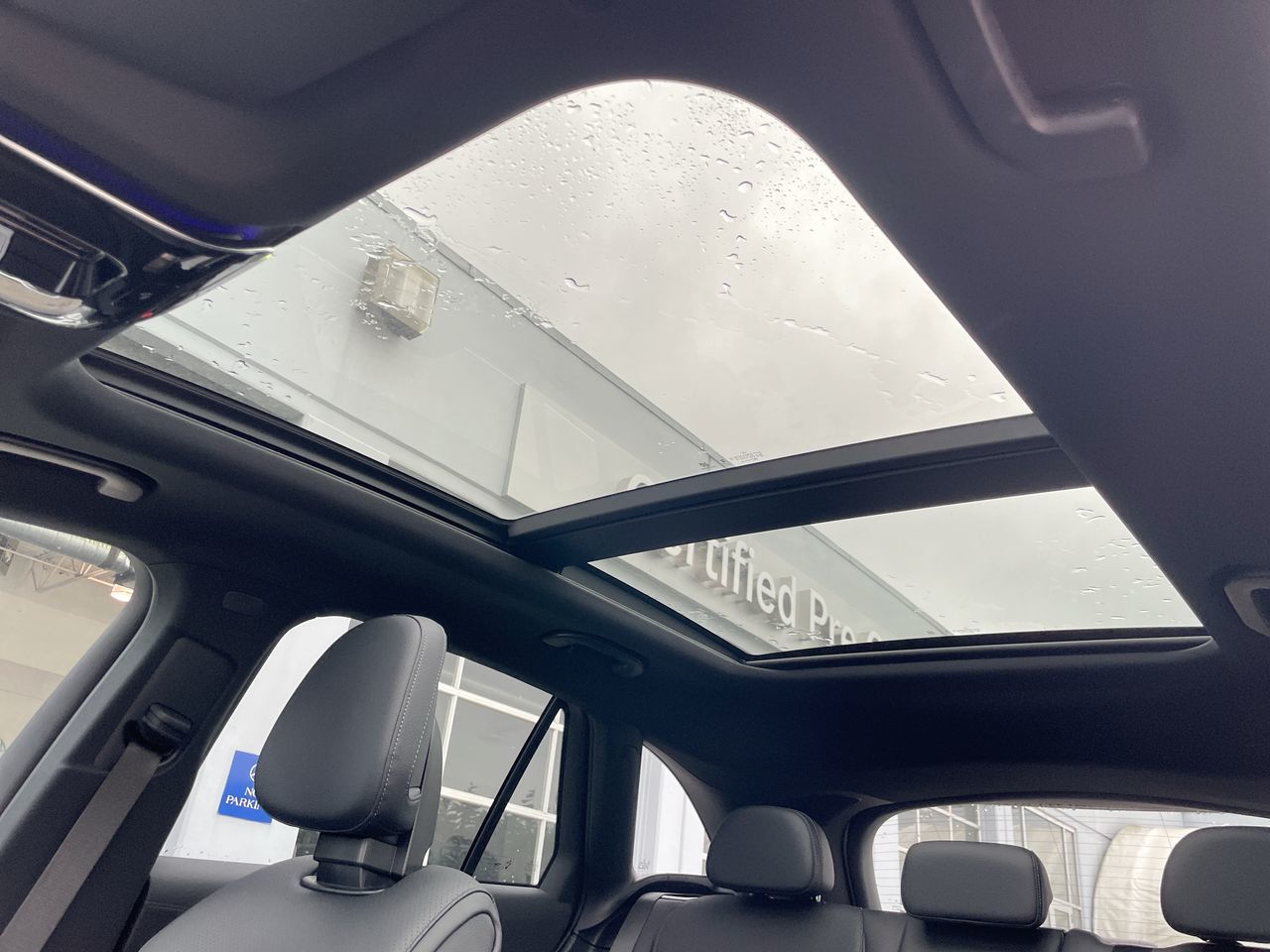 2026 Mercedes-Benz GLC