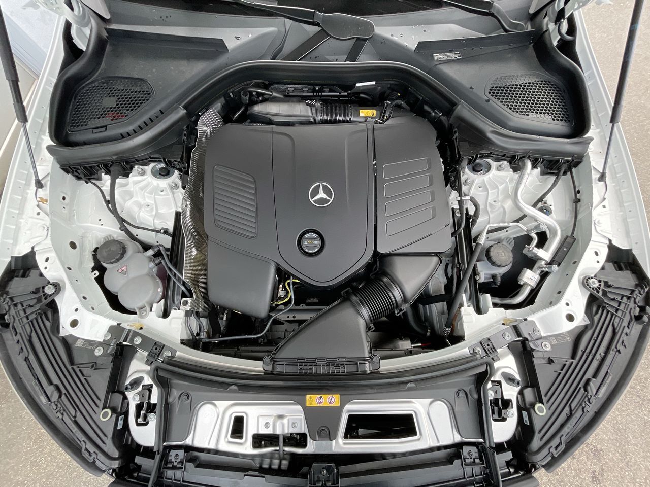 2026 Mercedes-Benz GLC