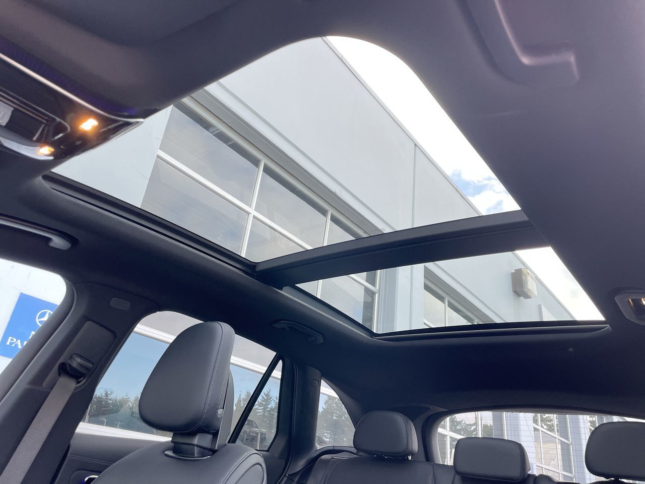 2026 Mercedes-Benz GLC