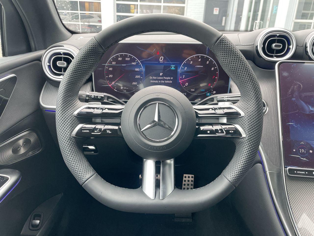 2026 Mercedes-Benz GLC