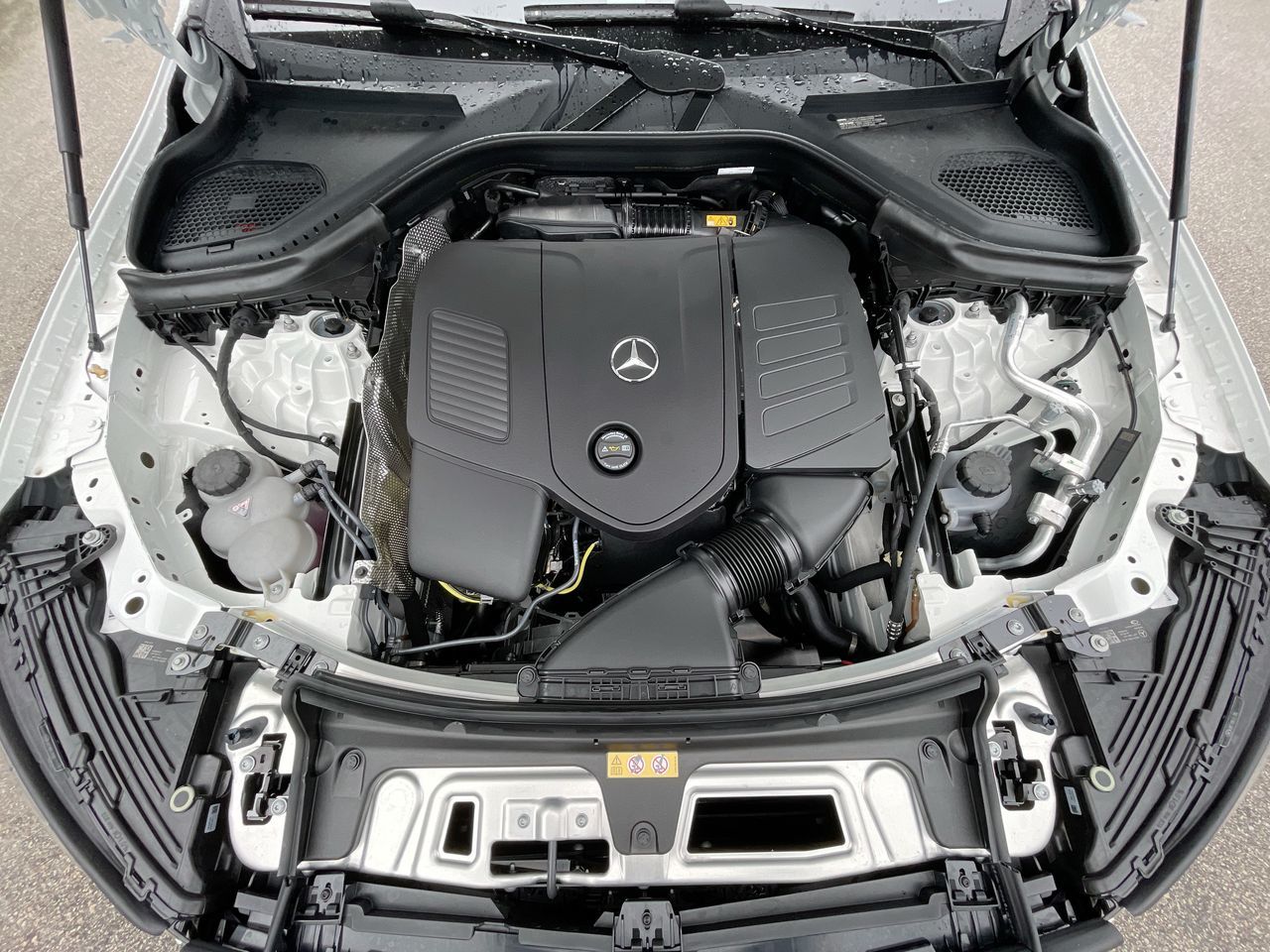 2026 Mercedes-Benz GLC