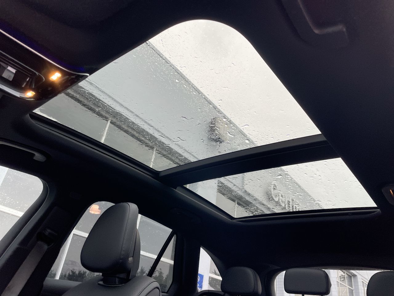 2026 Mercedes-Benz GLC